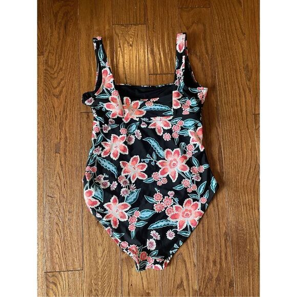 Old navy black floral ruched square neck one piece swimsuit medium - Picture 3 of 4